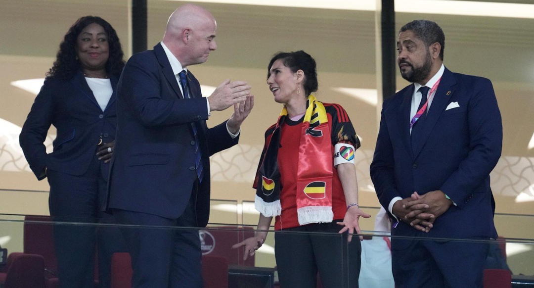 为啥说国际足联就是个黑社会