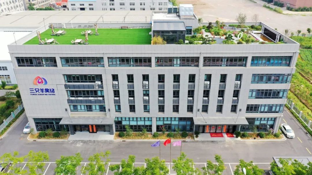 疯狂小杨哥的疯狂帝国